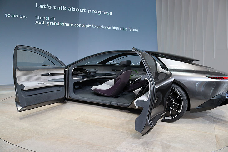 AUDI Grandsphere Concept  @ AUDI am Wittelbacher Platz (©Foto: Martin Schmitz)